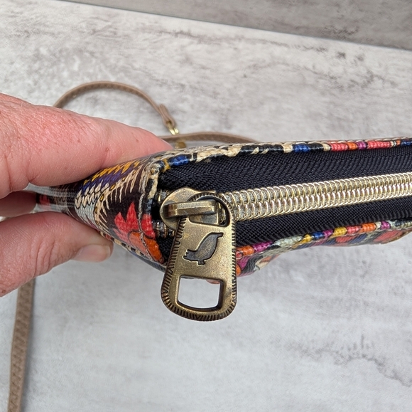 Sakroots Large Smartphone Crossbody Wallet Bag Purse Multicolor - Picture 7 of 10